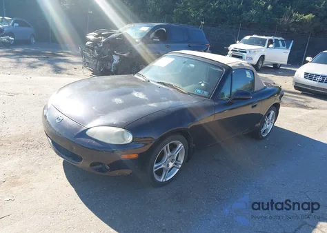 2004 Mazda Mx-5 Miata Ls из США, поврежденный, VIN JM1NB353040402806